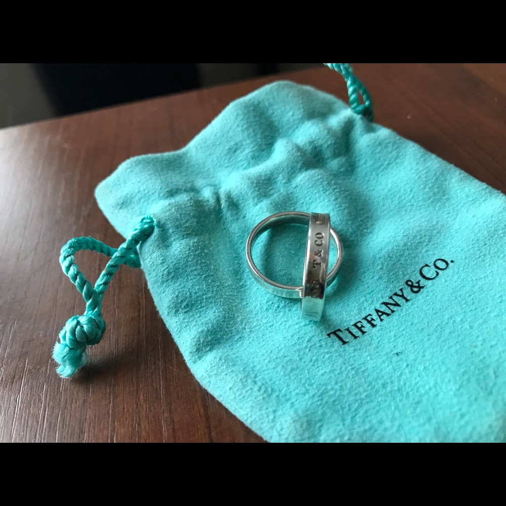 Tiffany & Co interlocking circles ring